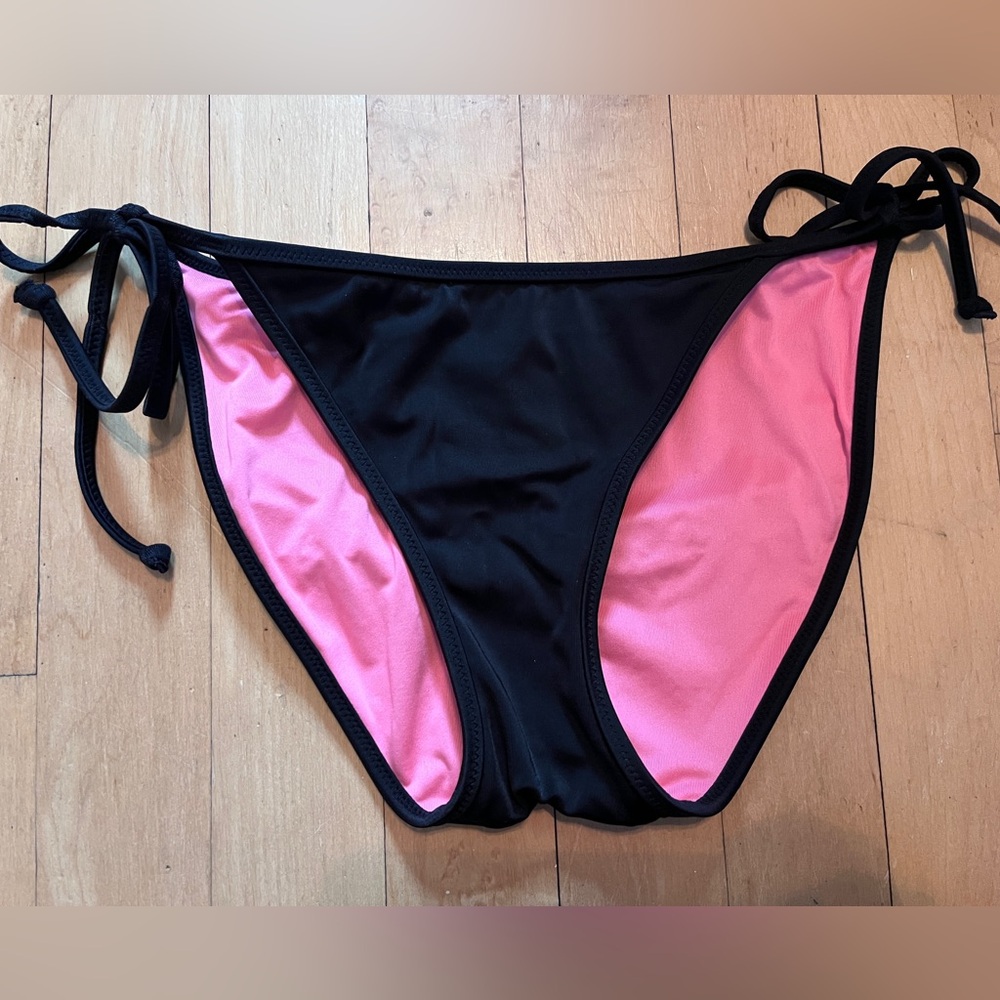 PINK Victoria's Secret Black/Pink Bikini Bottom